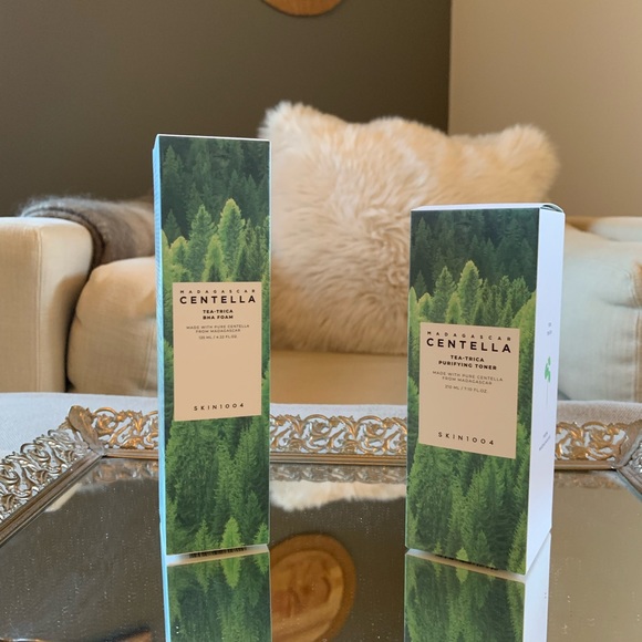 Skin 1004/Madagascar, Centella  Tea- Trica  BHA foam and Purifying Toner - Picture 2 of 7